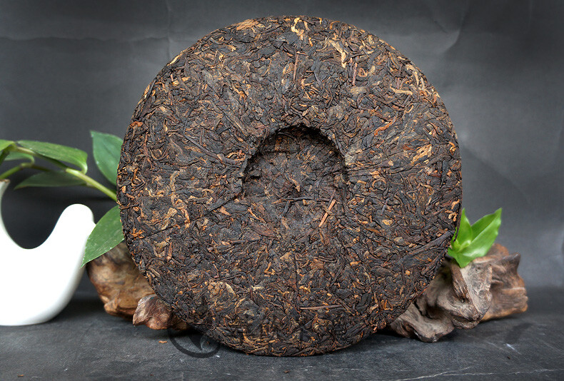 High Mountain Arbor Materials Xiaguan FT7573 Puerh Puer Ripe Tea Cake 357g 2017