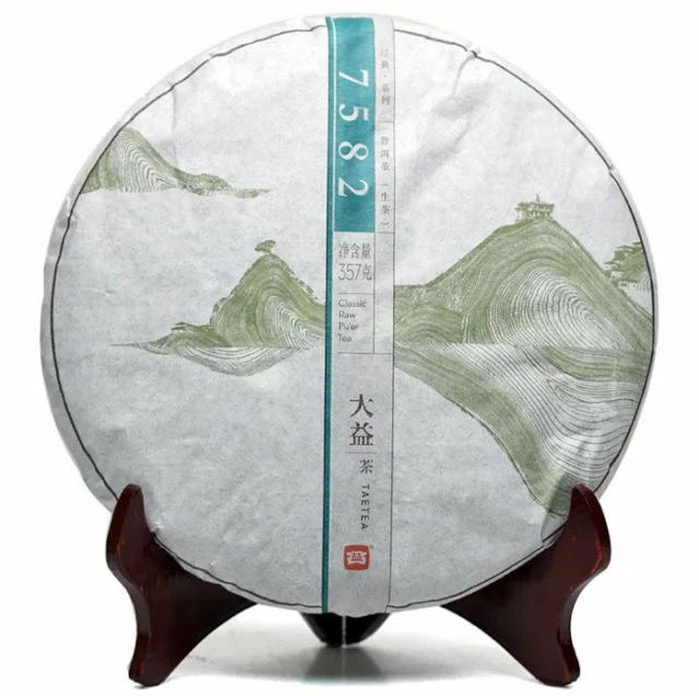 2014 Taetea Dayi 7582 Raw Pu-erh Puer Tea 357g Cake Shaped Pu’er Batch 1401