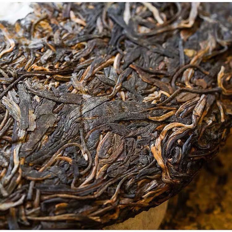 2005 Yunnan Song Pin Hao Yiwu Mt.Raw Puerh Tea Aged Pu-erh Old Pu’er Tea 357g