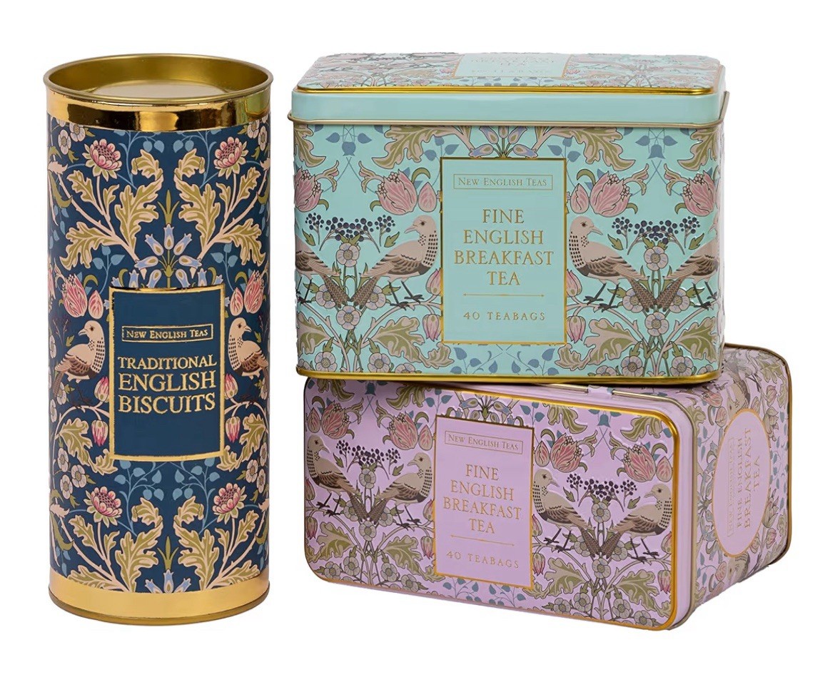 New English Teas Fine English Breakfast Tea & Biscuits Gift Set | British Pantry