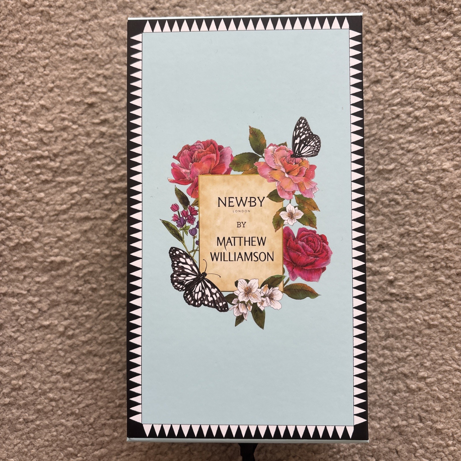 NEWBY x Matthew Williamson Jasmine Rose Garden Green Tea (75 g) NEW