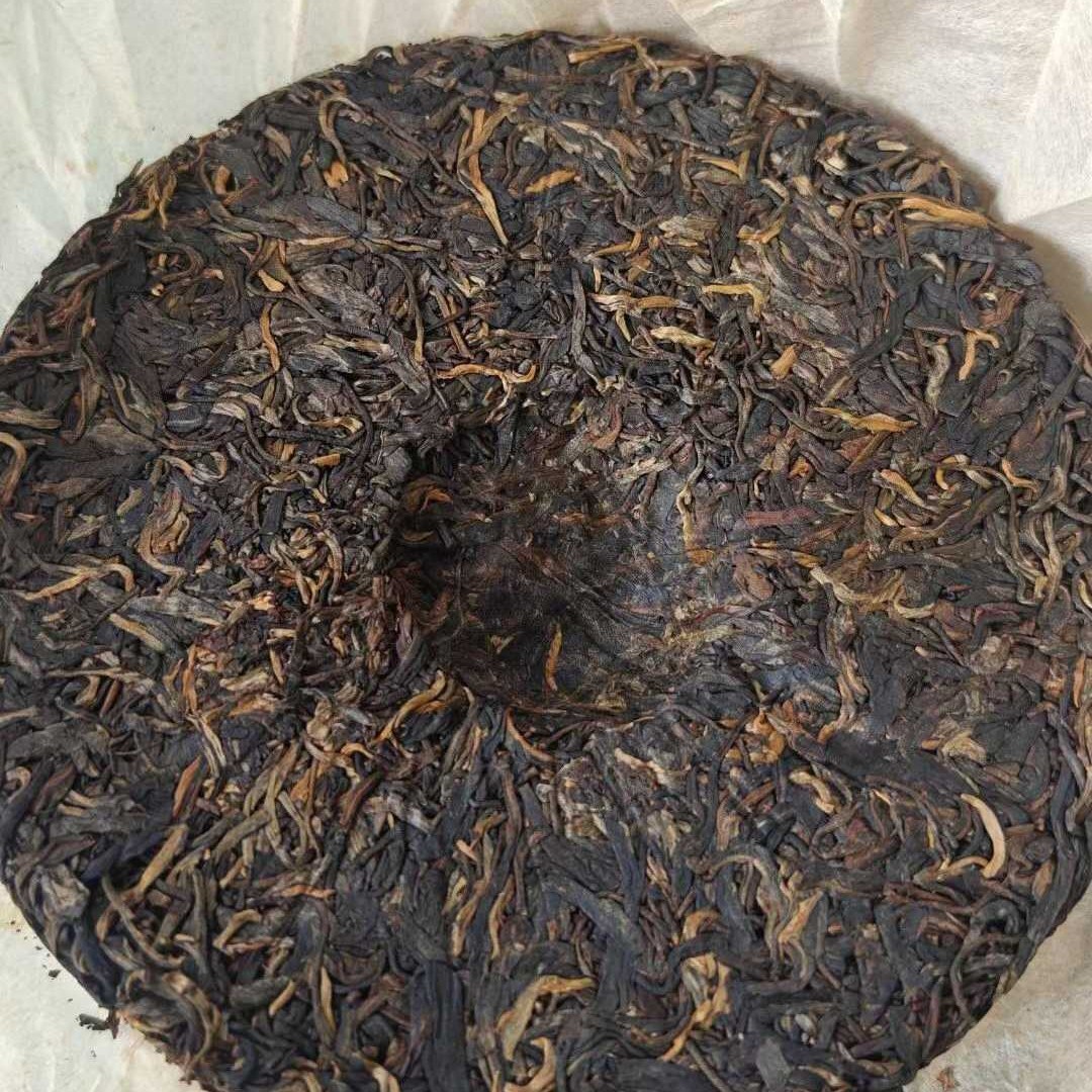 2003 Vintage Raw Puerh Tea Cake 357g – Song Pin Hao (Red Label)