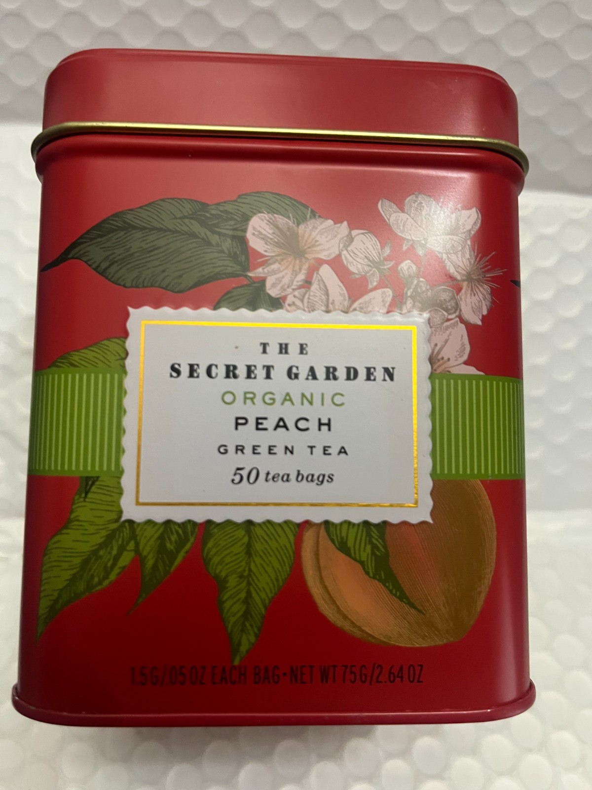 THE SECREST GARDEN ORGANIC PEACH GREEN TEA 50 TEA BAGS IN RECICLABLE TIN