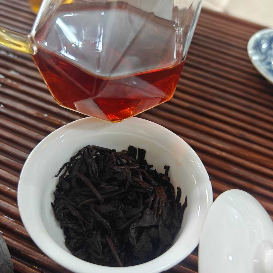 1970s Green Label Fu Yuan Chang Round Tea Raw Pu-erh Vintage Aged Tea Cake 357g