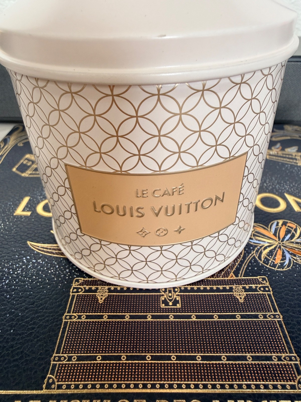 Louis Vuitton LV The Place Tea 50g Mango Lavender White Tea Rare Cafe LV Thailan
