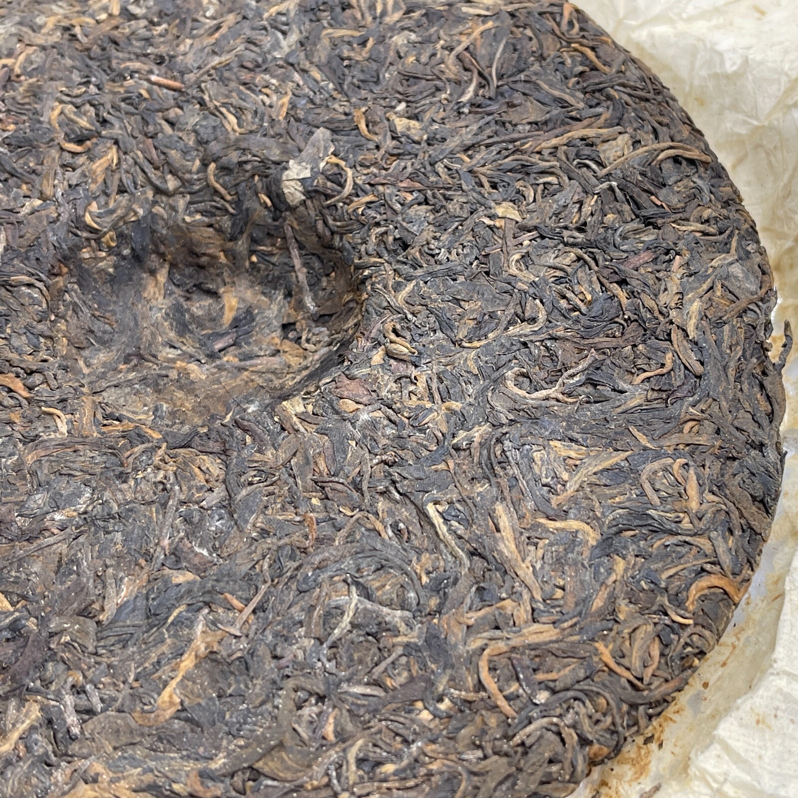 Hong Kong Warehouse Customized Tea,1999,福海青餅Fuhai Green Cake,357g,Raw
