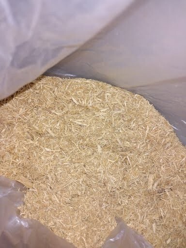 1oz-Bristly Sarsaparilla/Aralia Hispida High grade (Whole plant chips)