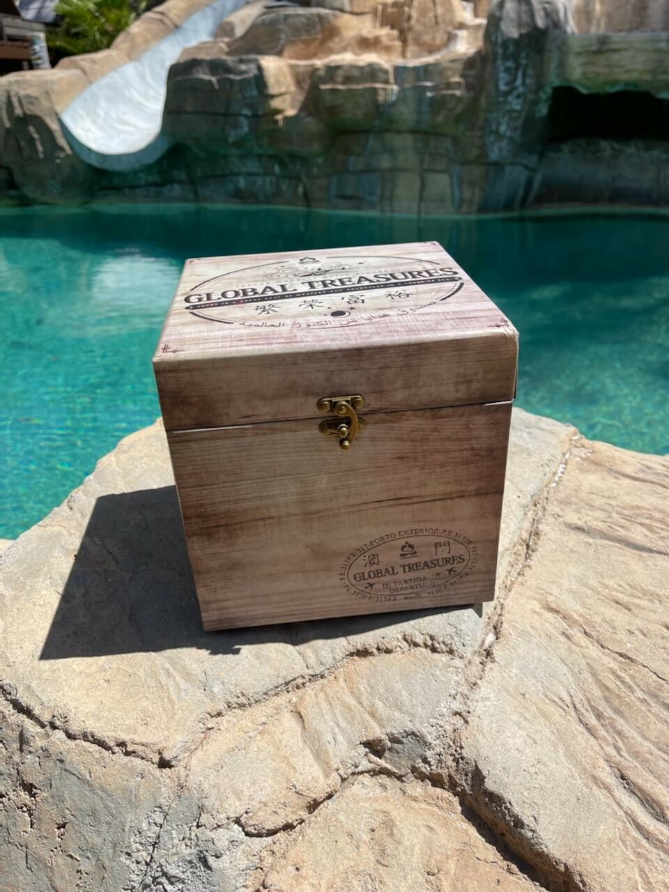 TEAVANA BOX GLOBAL TREASURES TEA COLLECTION BOX 2014 EMPTY BOX ONLY BEAUTIFUL