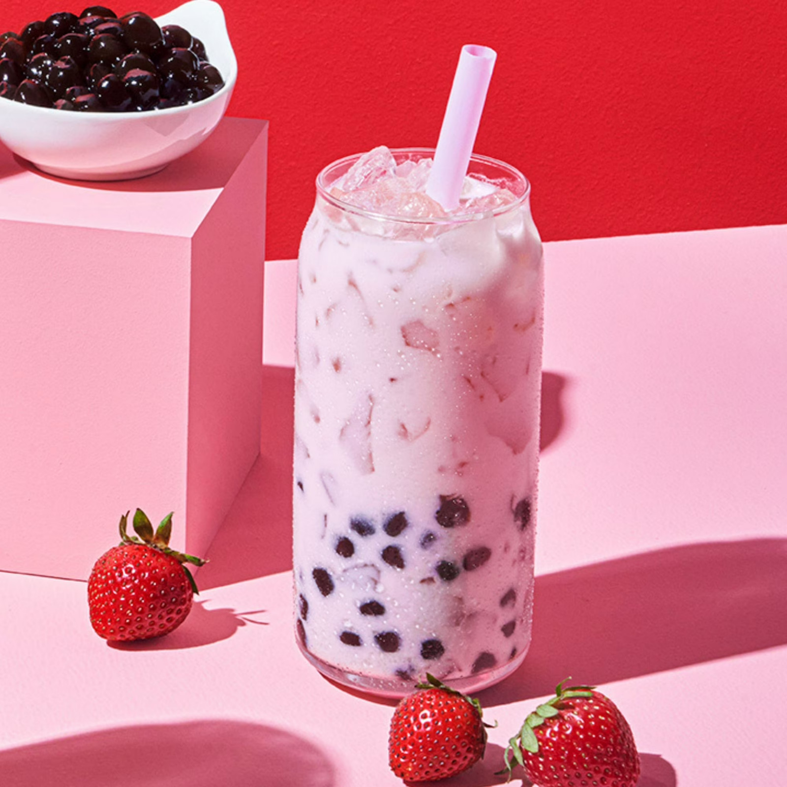 Yulu Instant Boba Strawberry Milk Tea, Bubble Tea Kit, 3 Drinks