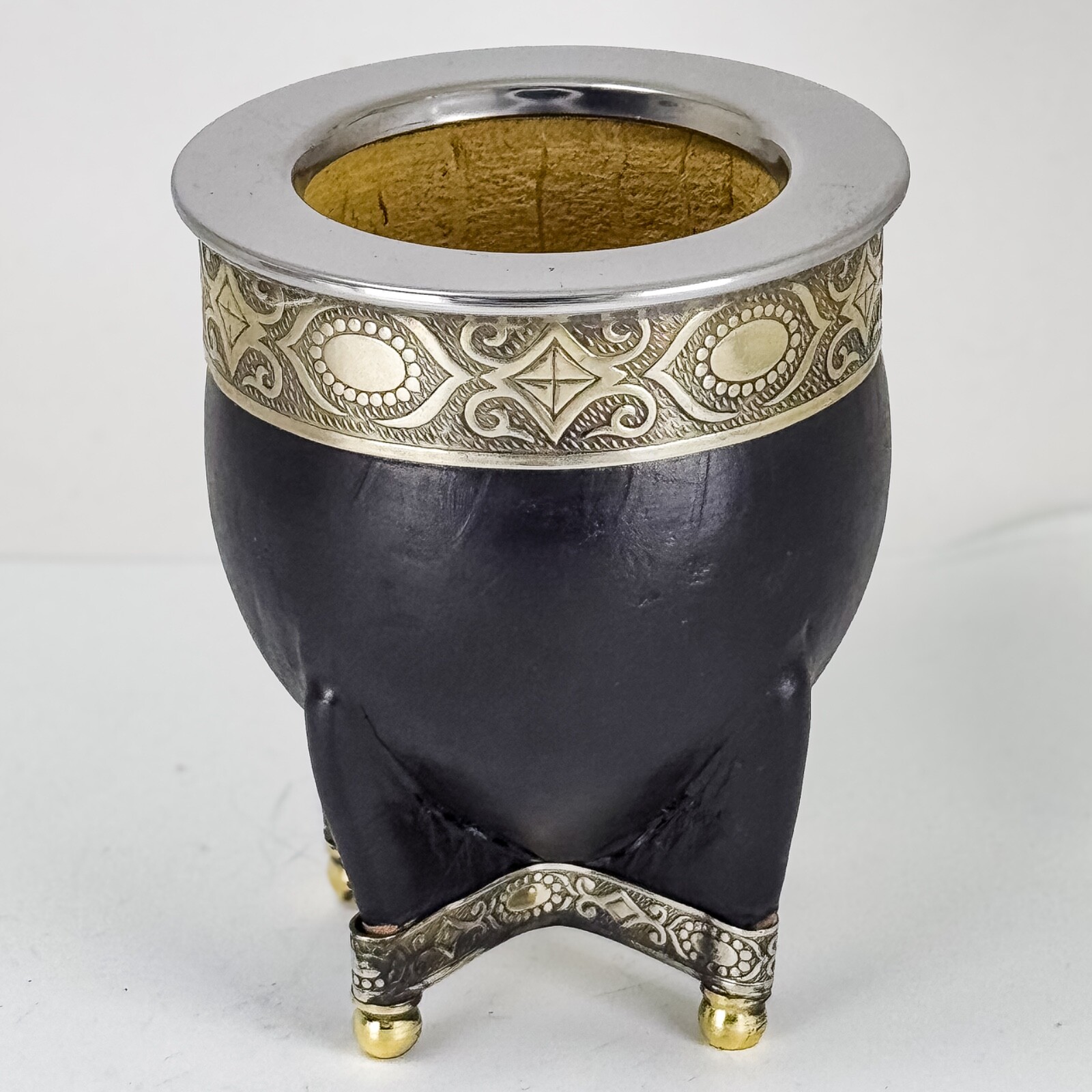 Taza/Mate Imperial Gourd with Alpaca Legs and Bronze Balls High Quality + Straw