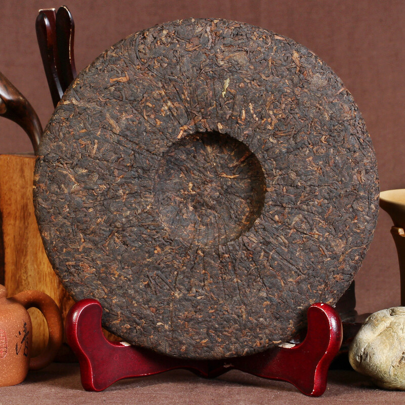 Longrun 826 * 2014 Yunnan Ripe Puer Tea Cake LinCang Old Tree 357g Shu Pu-erh