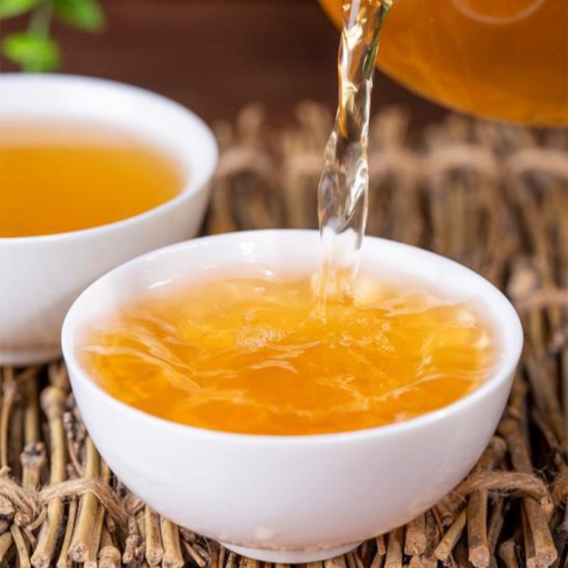 357g Yunnan Pu’er Tea Raw Tea Cake Yi Wu Guafengzhai Pure Material Qizi Cake Tea