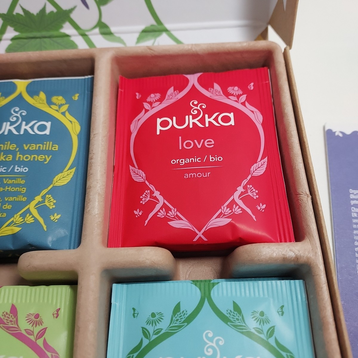 Pukka Organic Tea Relax Selection Box Gift Set 45 Sachets of 5 Herbal Blends NEW