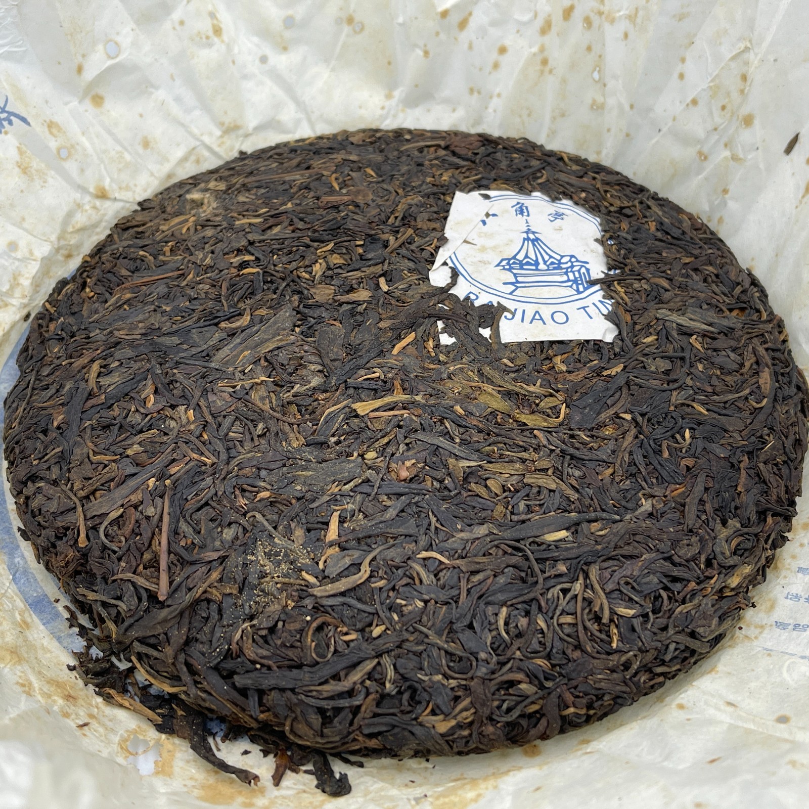 Octagonal Pavilion 2008 Qiaomu Ancient Tree Raw Pu-Erh Tea (Blue Classic) – 357g