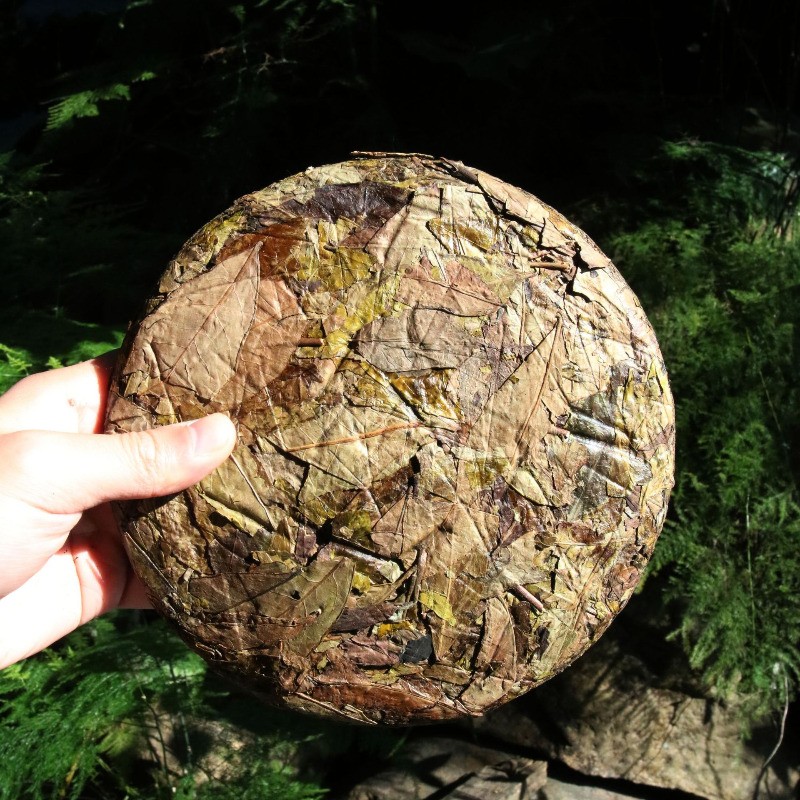 300g Fuding Aged White Tea Huang Shan Ancient Tree Huangjinye White Tea Cake