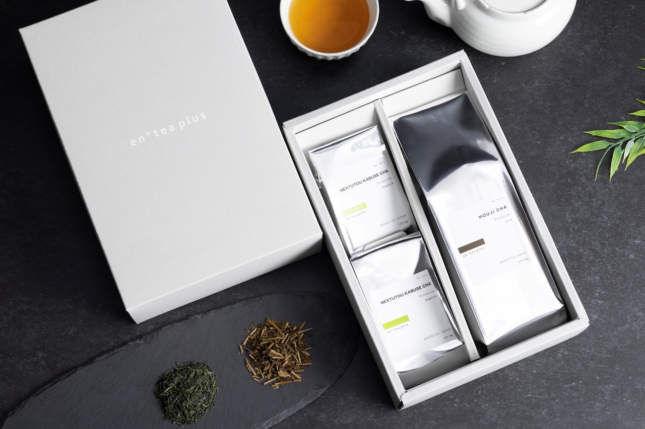 UTAMARO Japanese Green Tea Gift Set Hojicha & Kabusecha 220g (7.76oz) From Japan