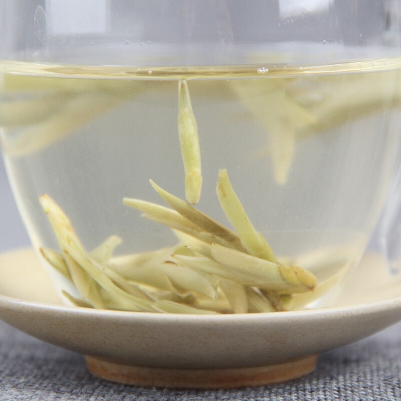 357g Yunnan High Mountain Early Spring Rich Aroma Raw Tea White Tea Cake