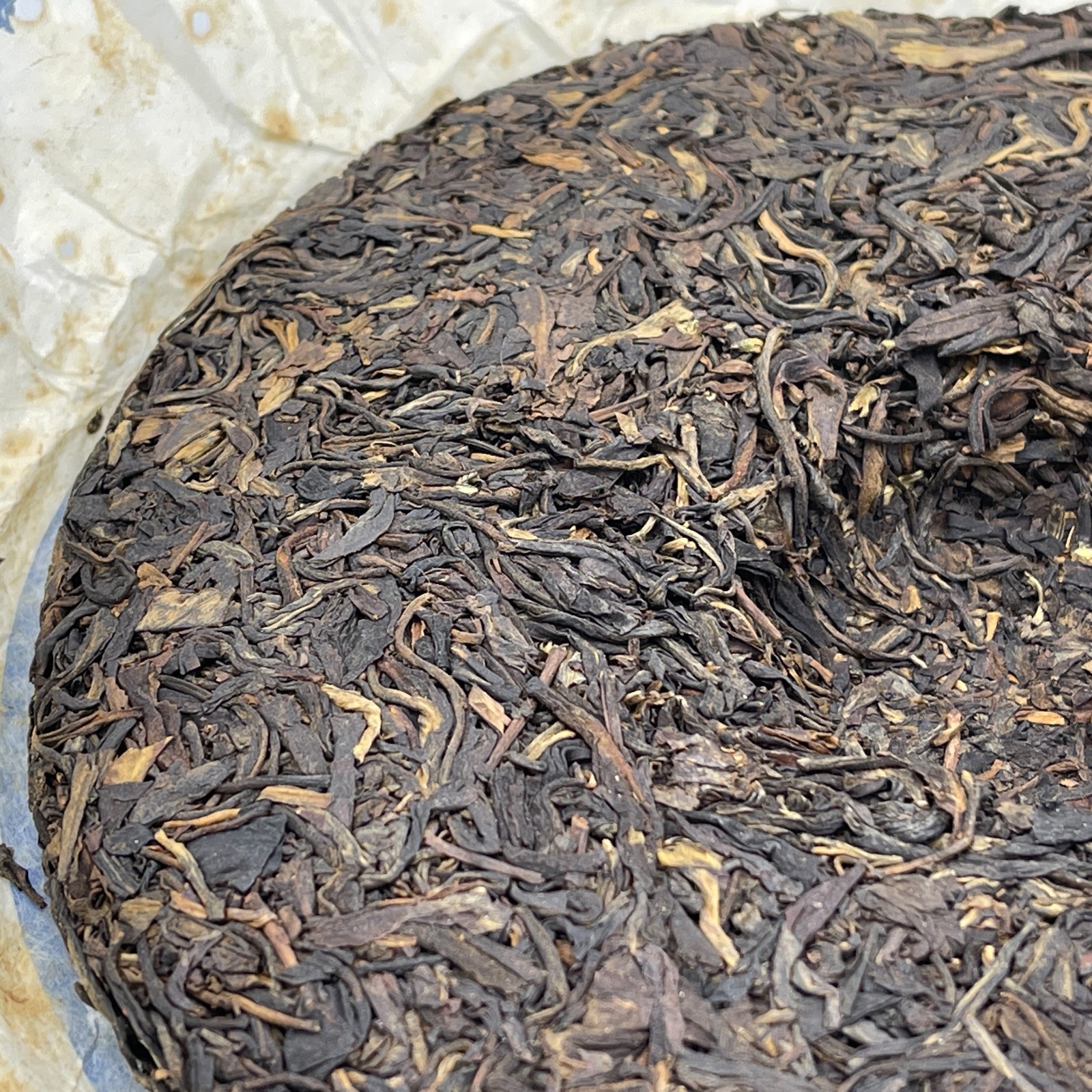 Octagonal Pavilion 2008 Qiaomu Ancient Tree Raw Pu-Erh Tea (Blue Classic) – 357g