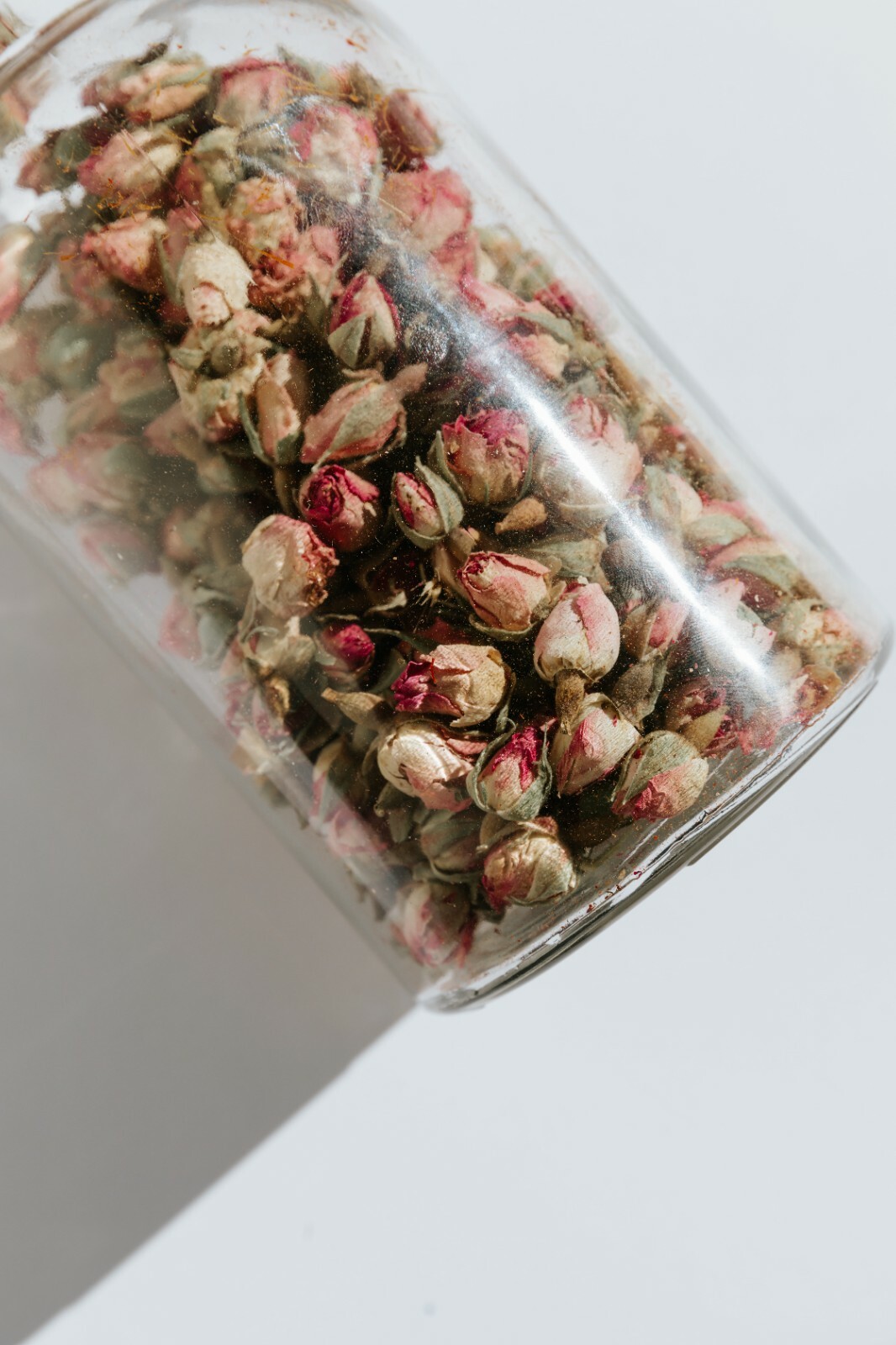 Saffron Tea | Delighted Tea (Ceylon Tea – Green Cardamom – Pure Saffron)