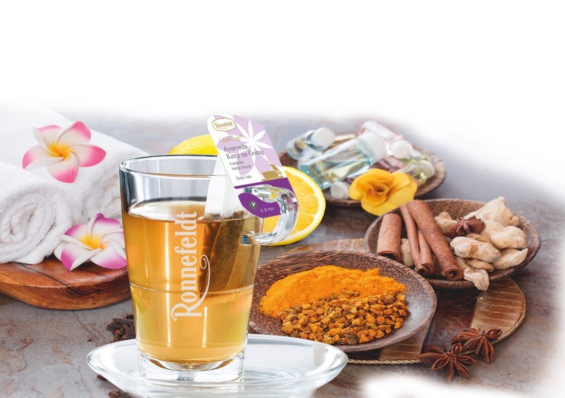Ronnefeldt Leafcup® Ayurveda Keep on Going. 15 Premium herbal tea bags