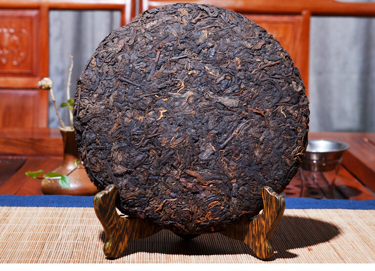 Organic Pu’er Tea Black Tea Menghai Seven Sub-cake Tea 357g Yunnan Ripe Puer Tea