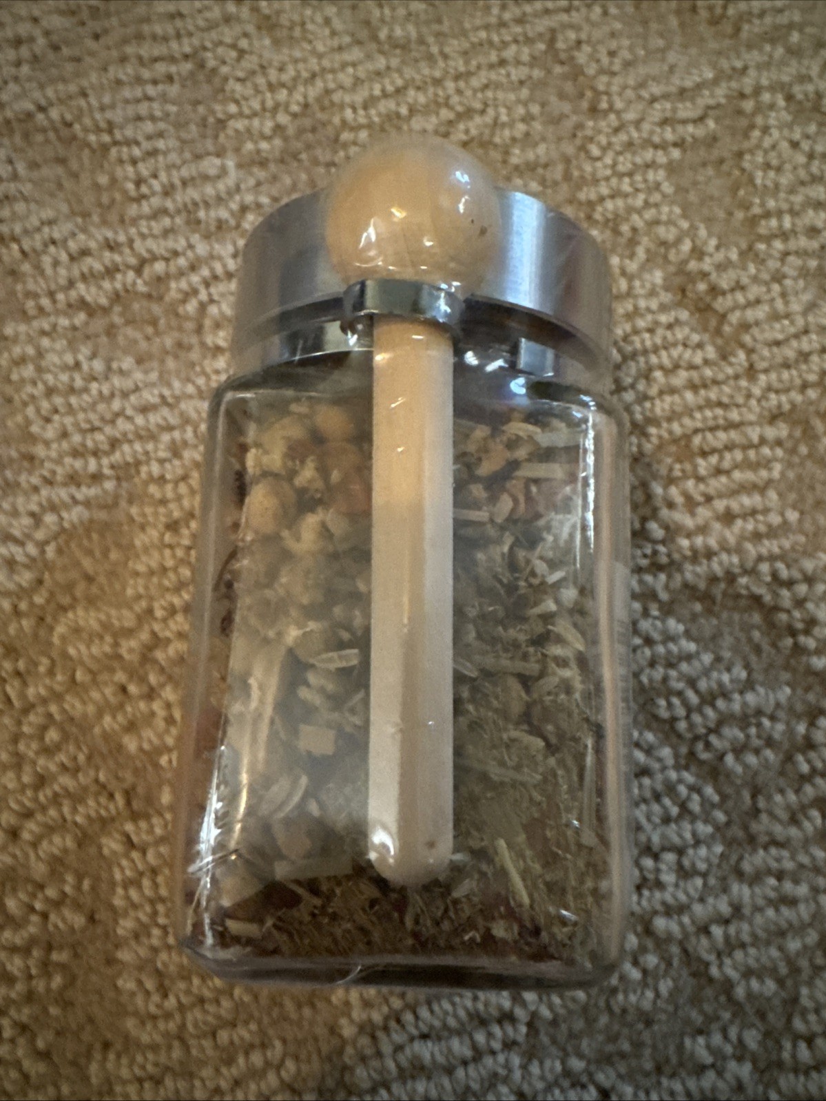 Zhena’s Gypsy Italian Chamomile Loose Tea Gift Glass Jar With Wood Spoon