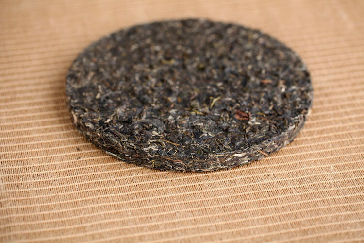 2014 XiaGuan ECOLOGICAL PUERH BING Ancient Tree Tea Puer Tea Raw Iron Cake 357g