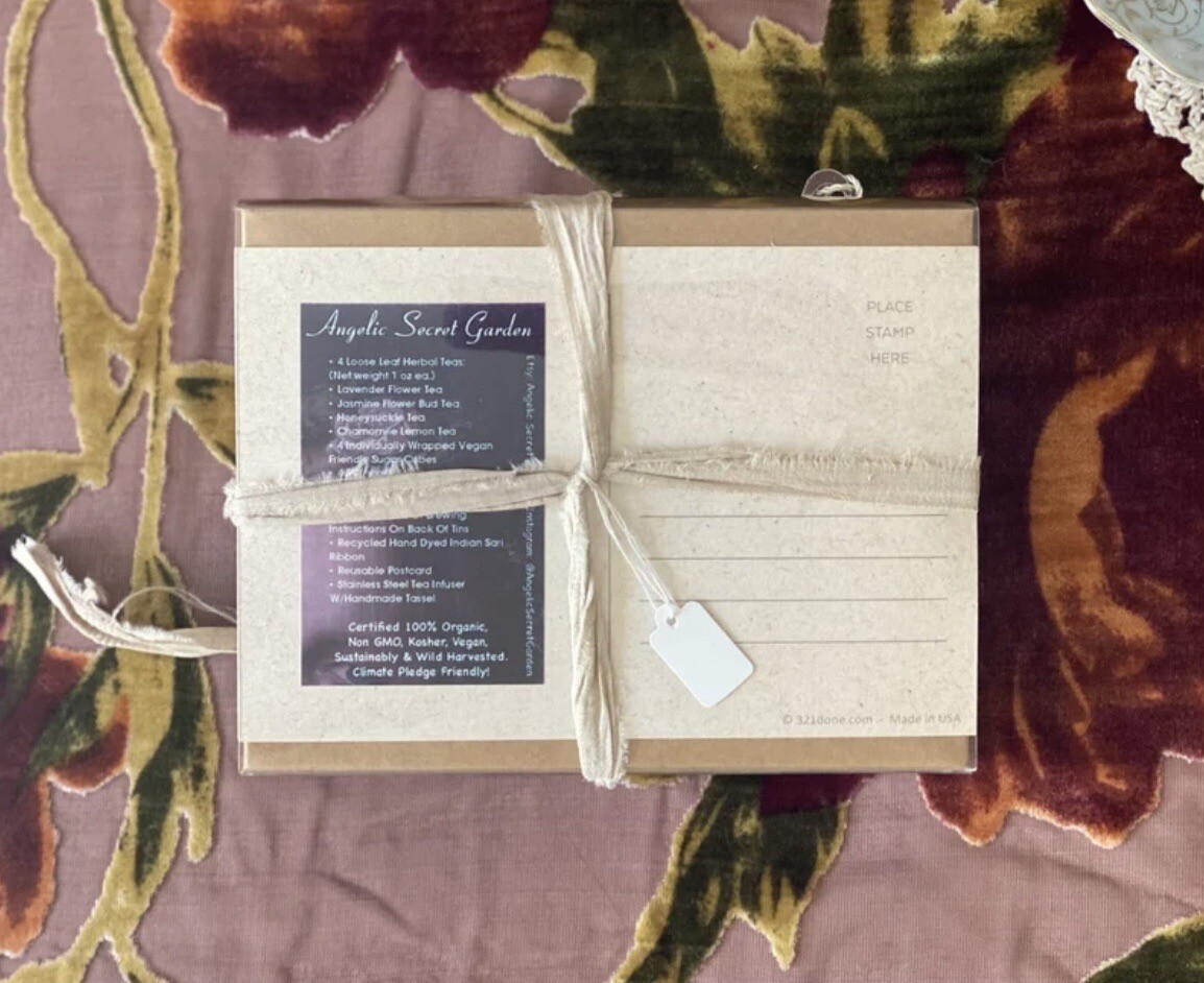 Herbal Loose Leaf Tea Gift Box Unisex Jasmine, Eucalyptus, Lotus, & Honey Suckle