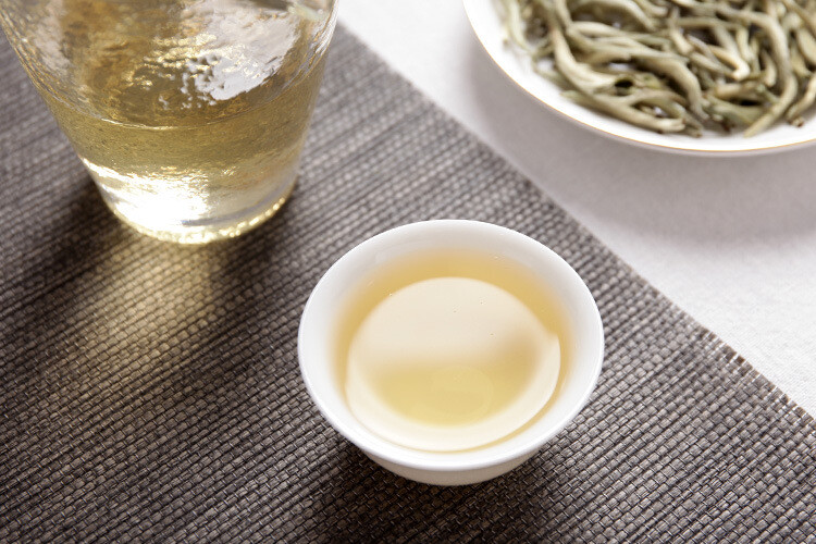 500g Puerh Tea Raw Tea White Hair Silver Needle Single Bud White Tea Loose Tea