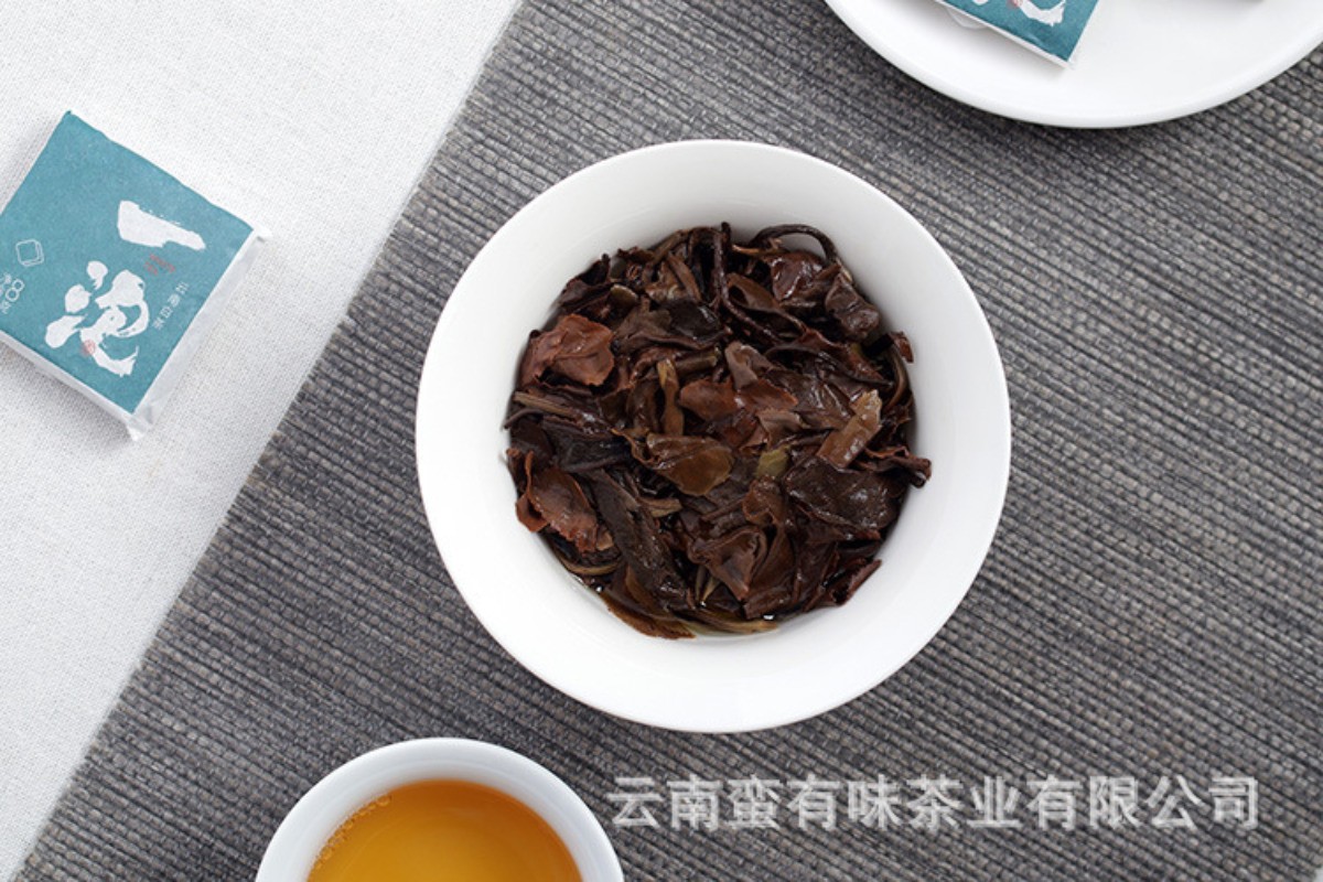 500g Yunnan High Mountain Old Tree Silver Needle White Tea Small Square Pieces