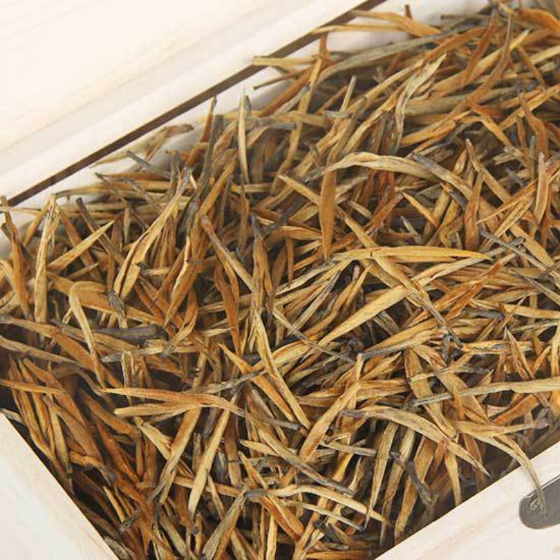 500g wooden box Yunnan ancient tree big gold needle golden bud Dian Hong tea