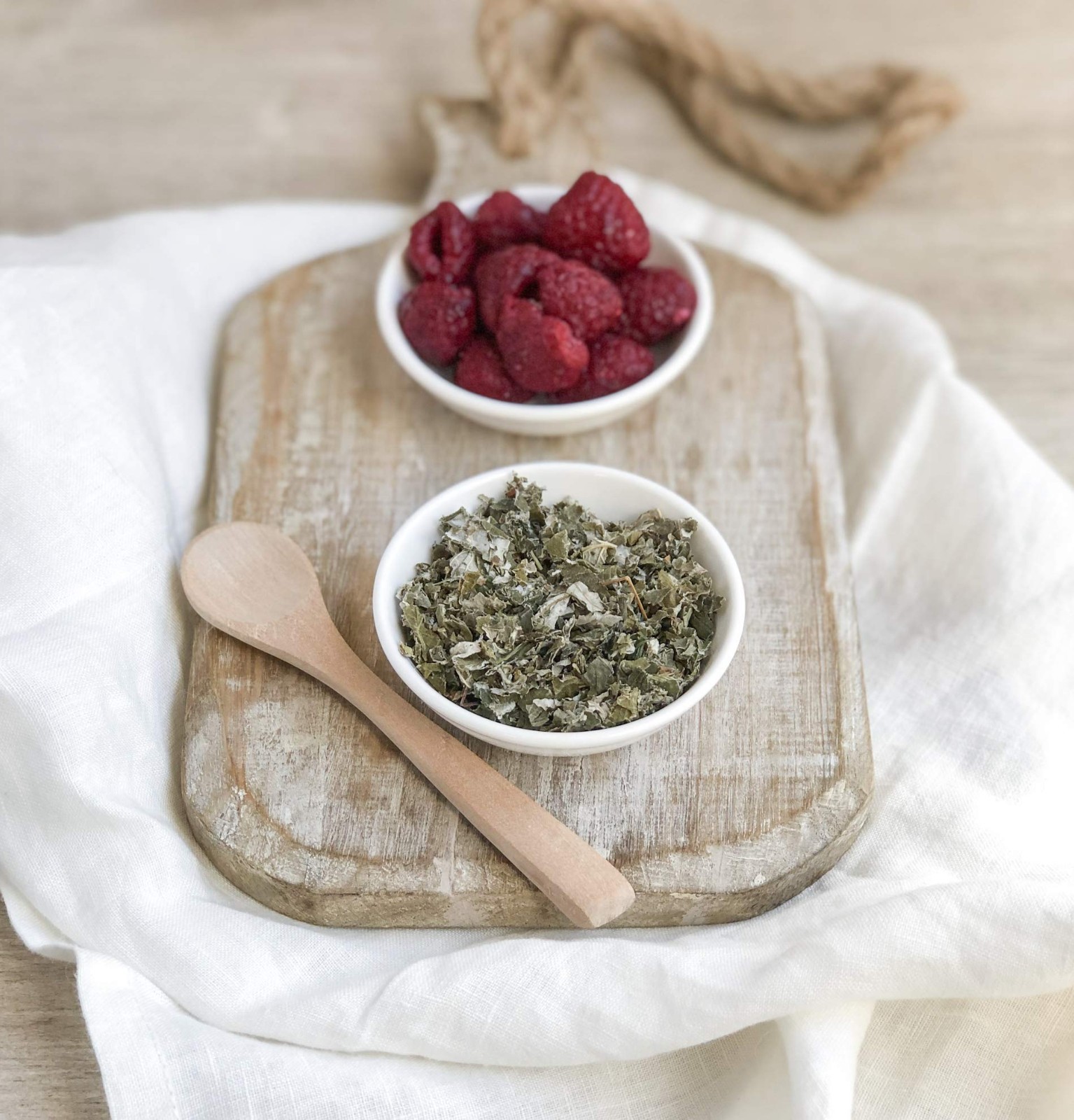 Organic Red Raspberry Leaves 1 lb – Cut & Sifted, Gluten Free, Non-GMO, Keto Fri