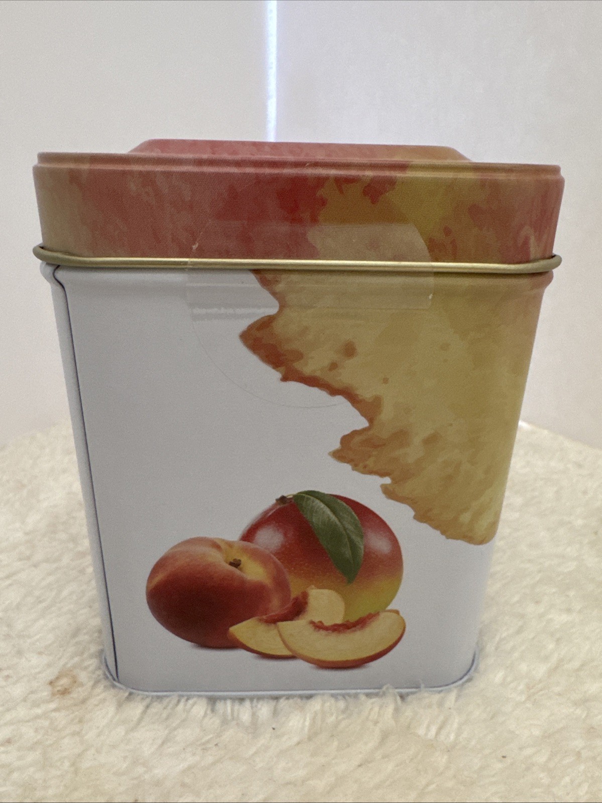 Tin 50 Tea Pcs Green Te With Peach Mango Flavor Package