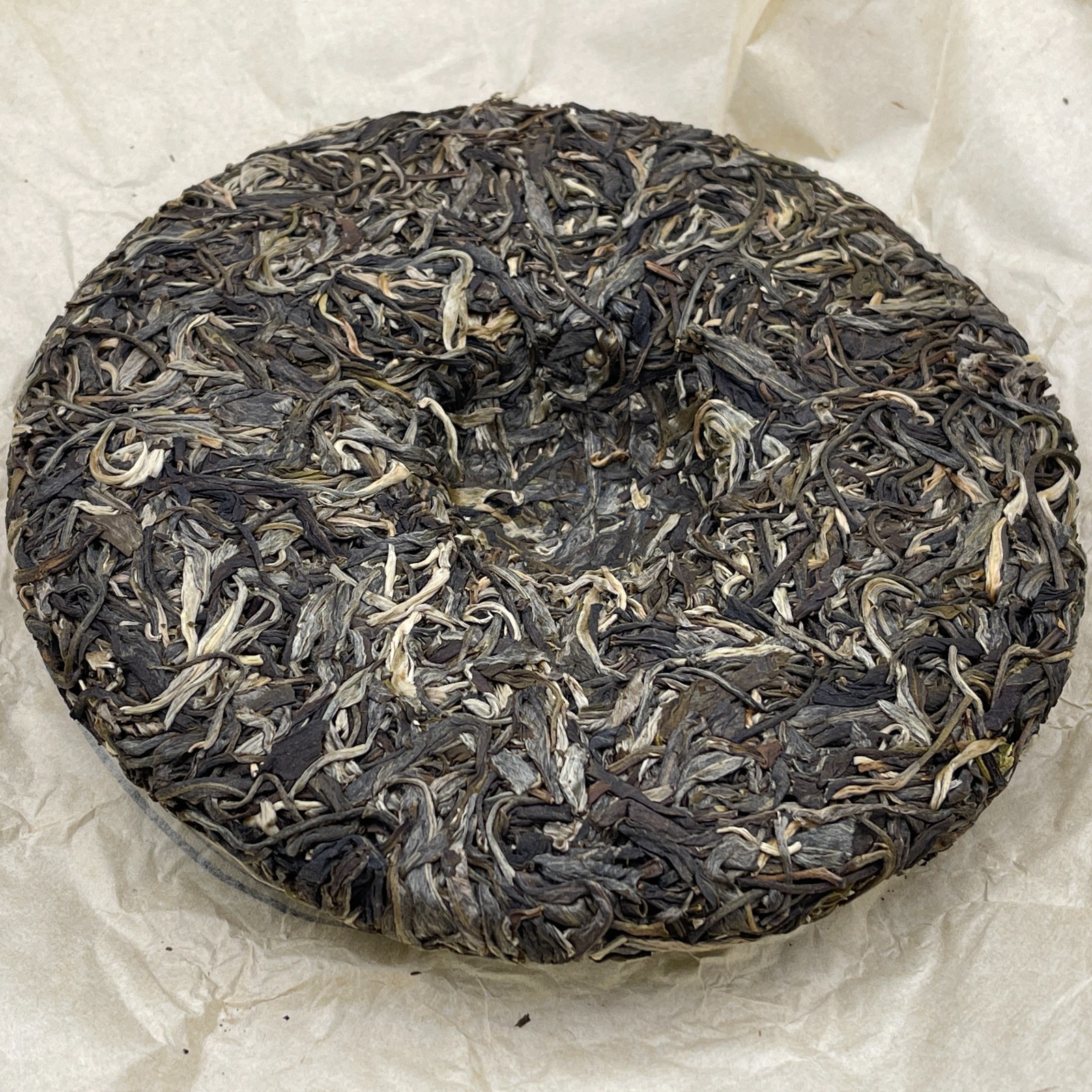Pu-Erh tea 2021 SHENG JIA YUAN Eighteen Villages of Mengku -Dong Lai 357g Raw