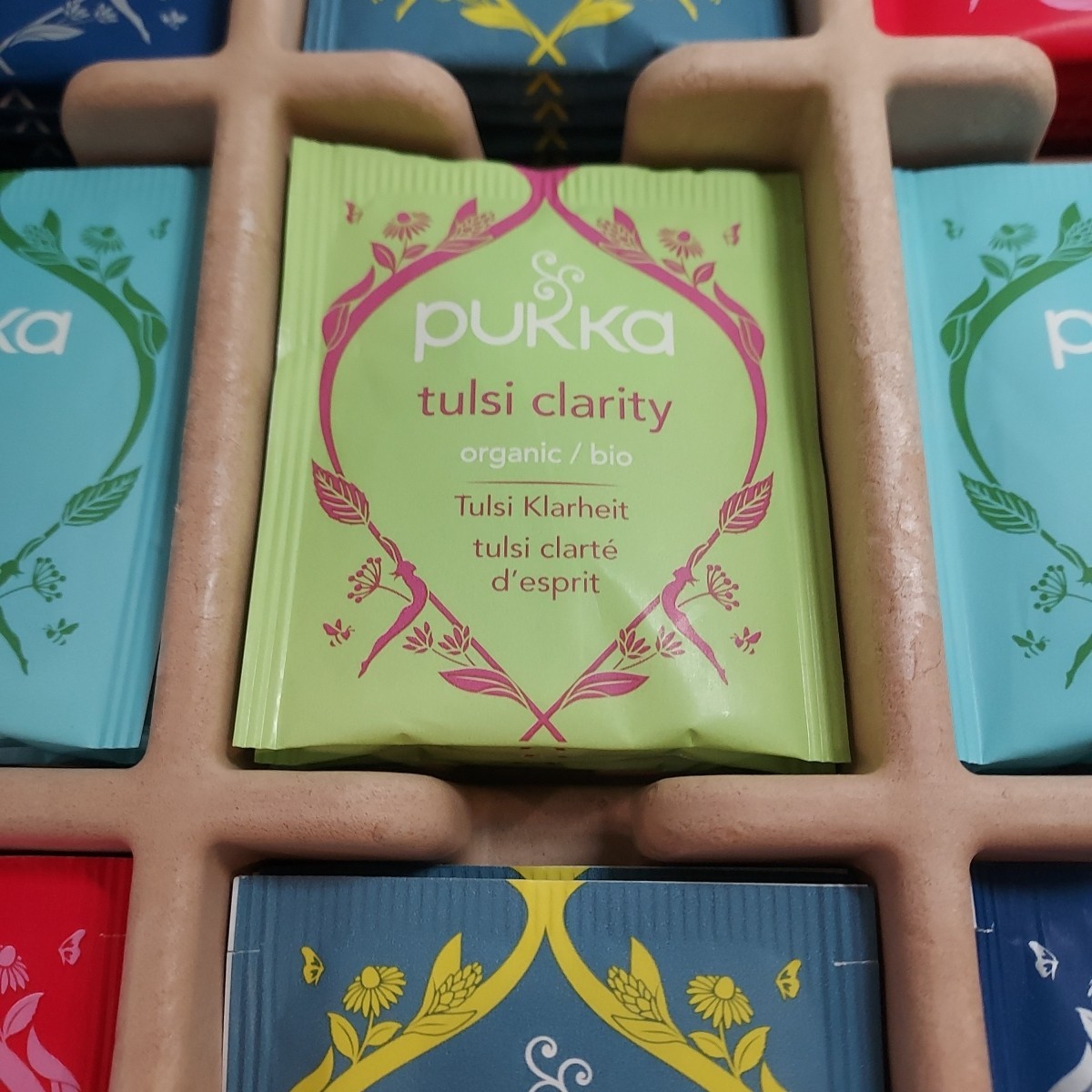 Pukka Organic Tea Relax Selection Box Gift Set 45 Sachets of 5 Herbal Blends NEW