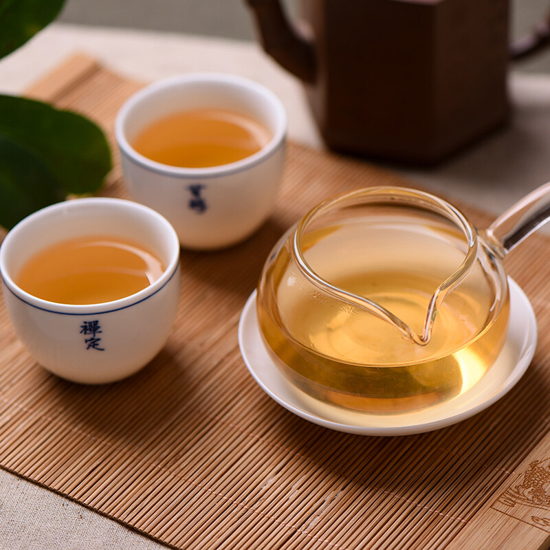 2014 Yong De Big Snow Mountain Bian Zi Pigtails Old Tree Puer Tea Cake Raw 400g