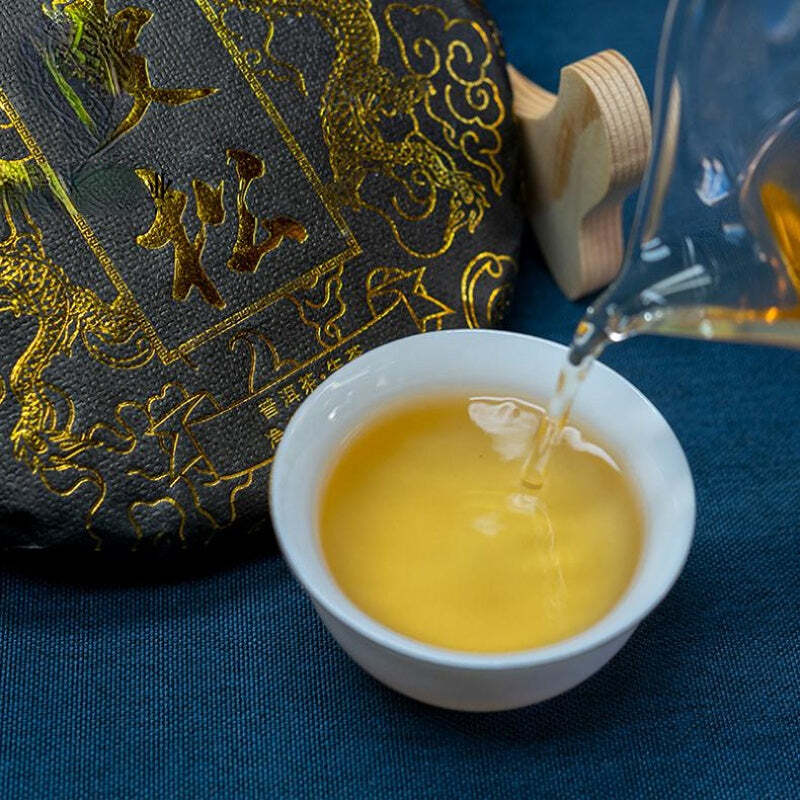 Yunnan Mansong Organic Pu-erh Tea Raw Puerh Tea Cake Pu’er Shengcha 200g
