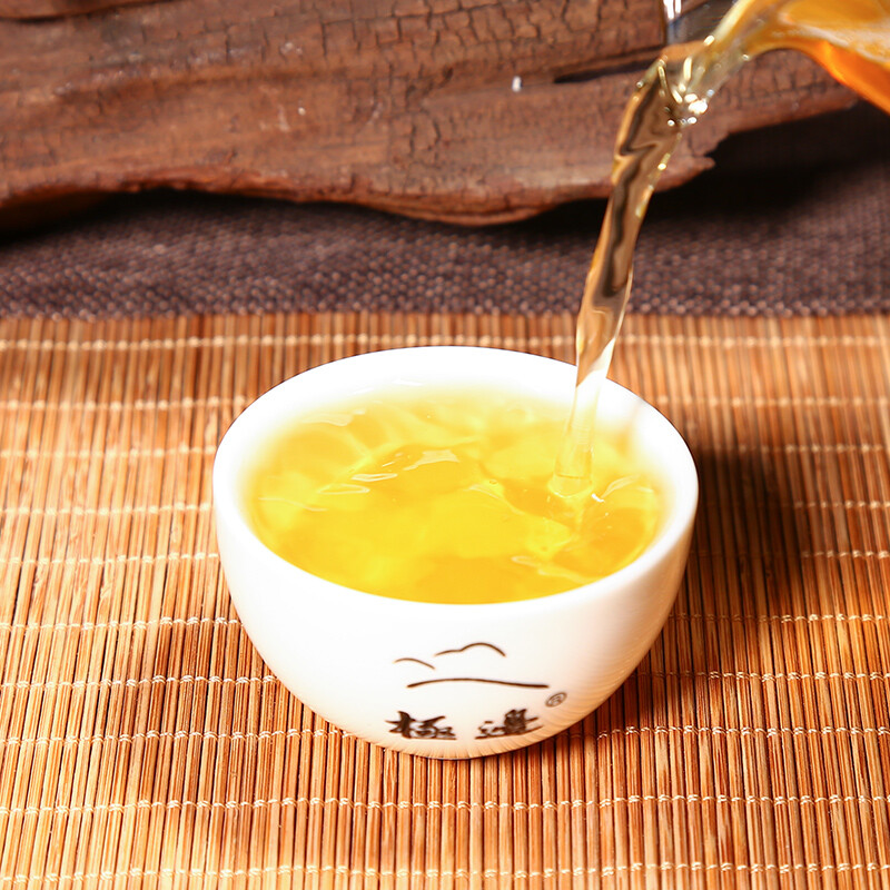 “Spring Rain” Yunnan Organic Oolong Tea 1900m Jibian High Mountain Tea 256g Box