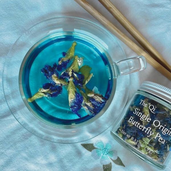 Indigo blooms : The ultimate dried blue pea flower emporium