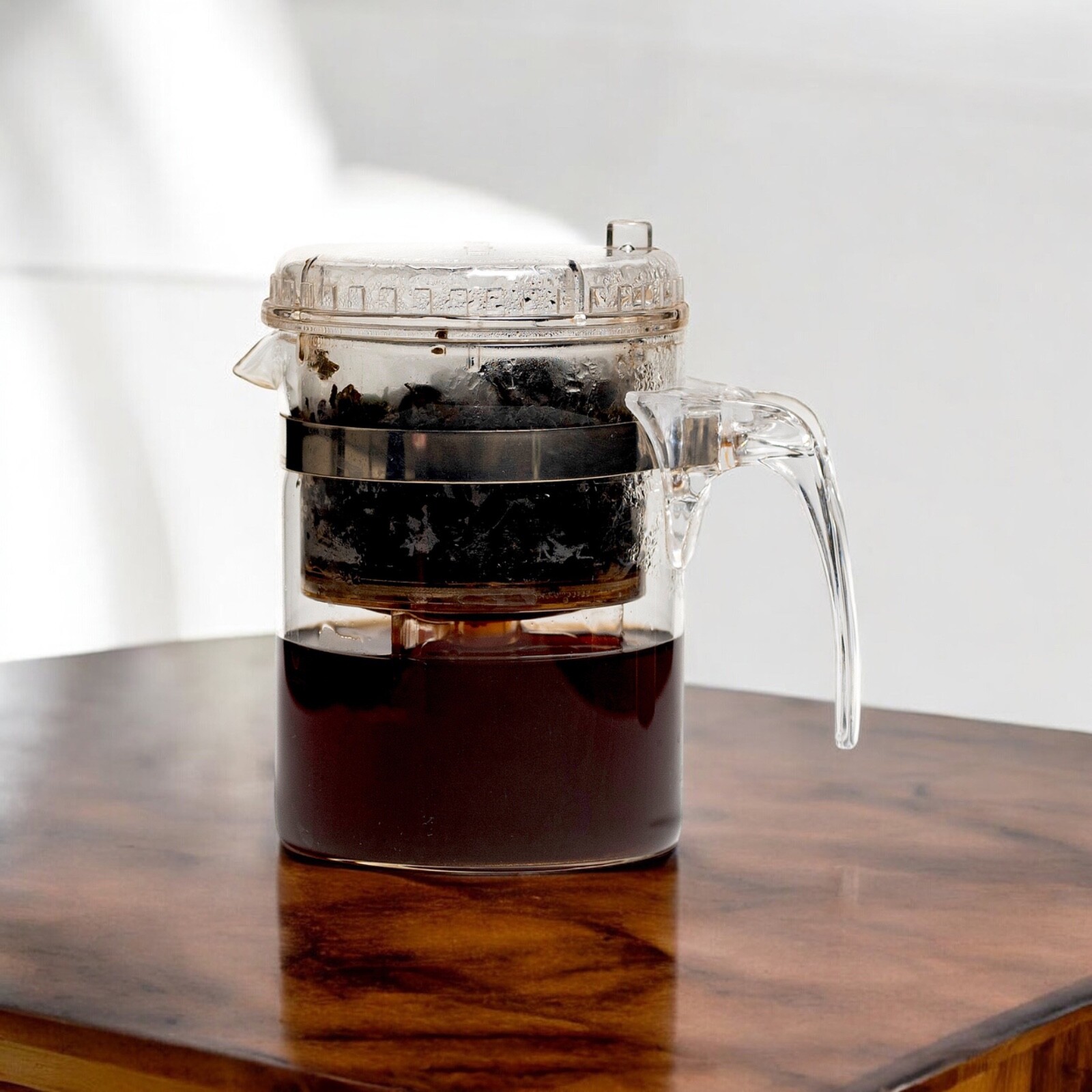 Golden Sip Shu Puer Ripe Tea Cake Compressed Fermented Nuoxiang Cha Bing Puerh