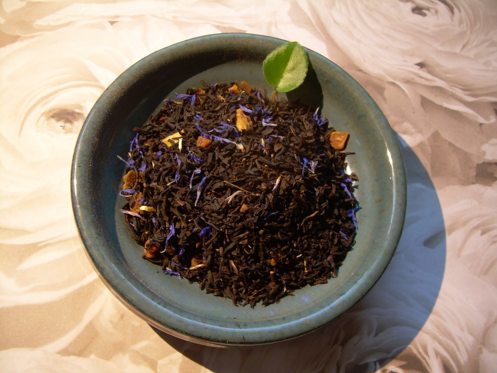 Tea Blue Eyes Mango Apple Peach Tropical Fruit Essences Black Asian Loose Leaf
