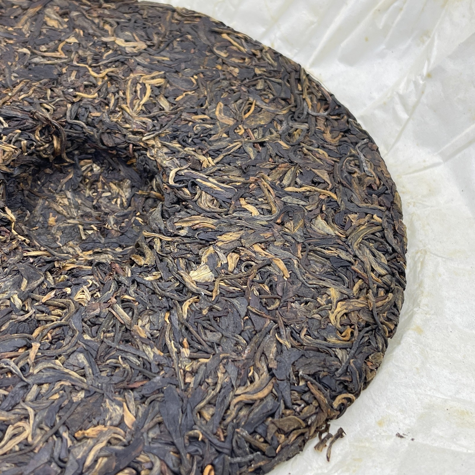 Youle Raw Pu-erh Tea Cake 375g – “Cheng Yun” Series by Yuanyuantang