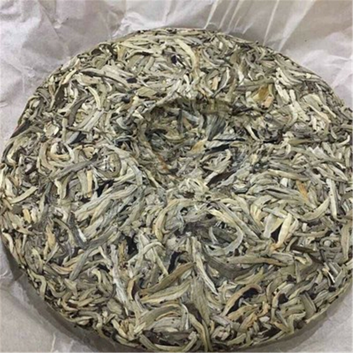 300g Organic White Tea Silver Needle Tea Chinese Compressed Tea Cake Health Care