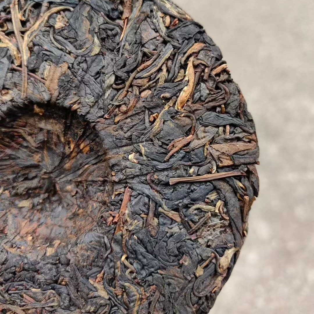 2006 Vintage Banzhang Arbor Raw Puerh Tea Cake,200g