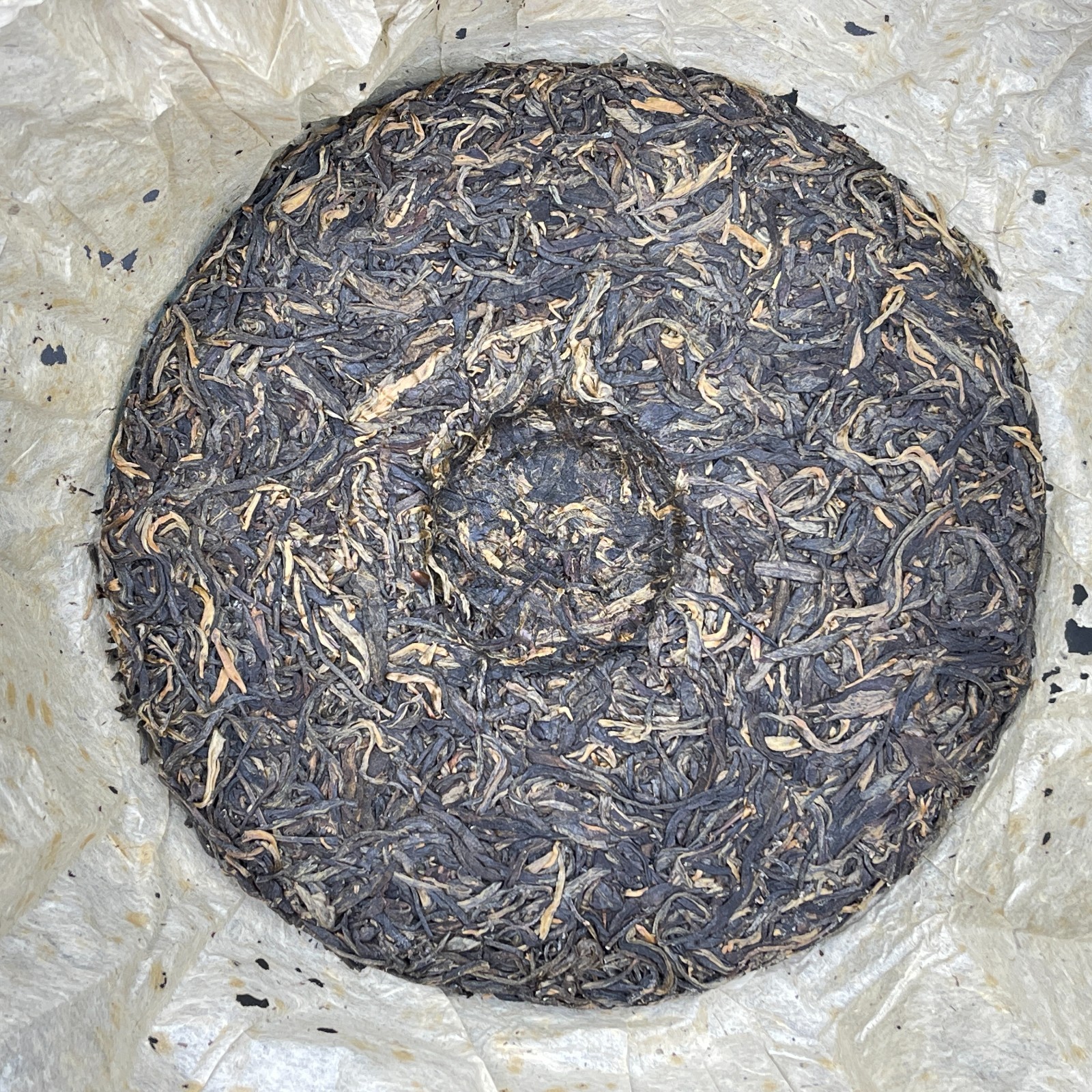 Aged Raw Puer Tea Cake – Vintage Style “Big Blue Mark” Wrapper-357g