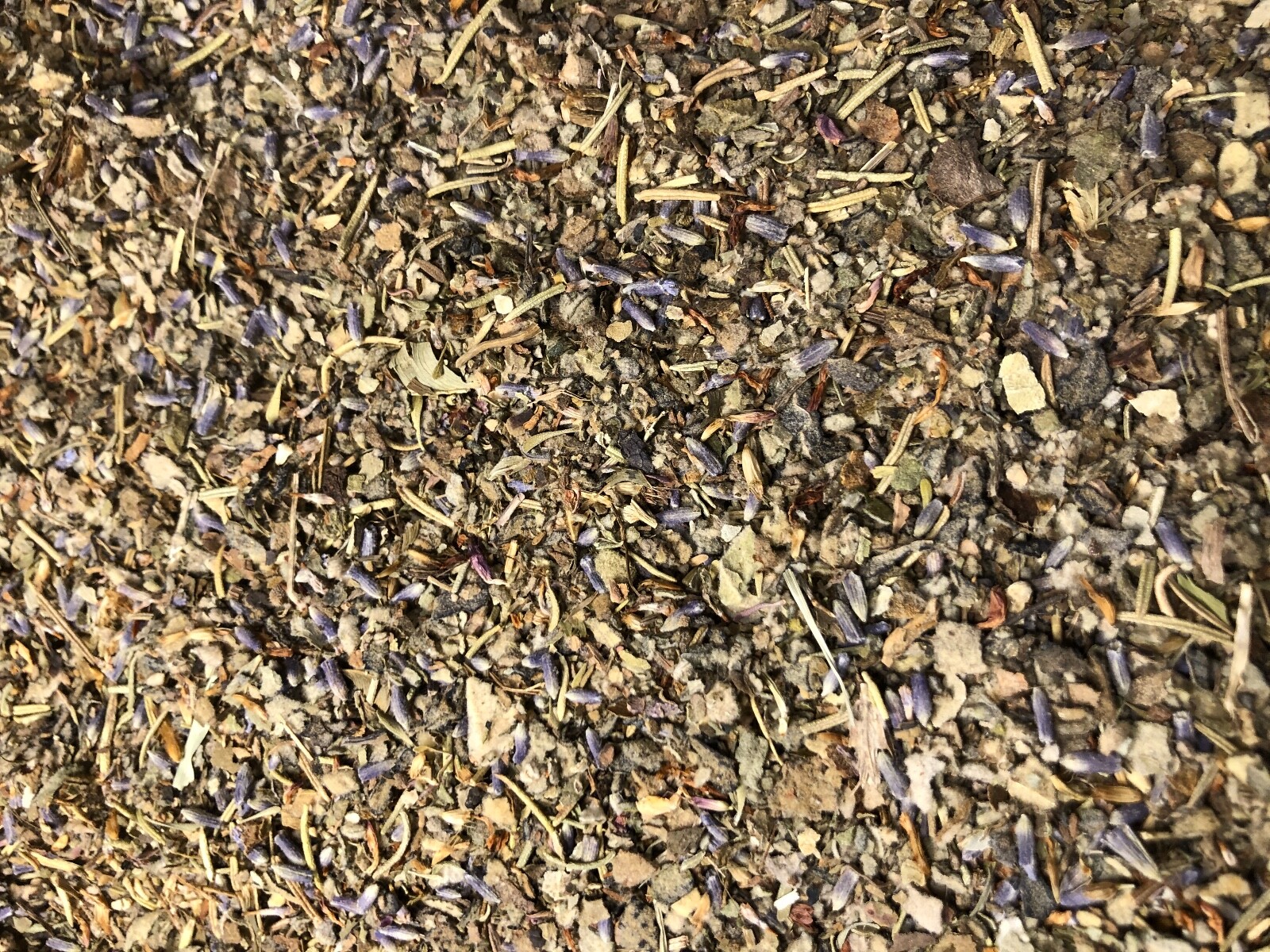 No.27 Mix – Coltsfoot Red Clover Rosemary Thyme Lavender Mullein Leaf -4 ounce’s