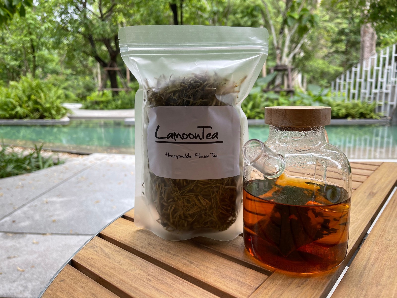 HoneySuckle Flower Dried Herb Herbal Powder Tea Stamen Pollen | LAMOON TEA