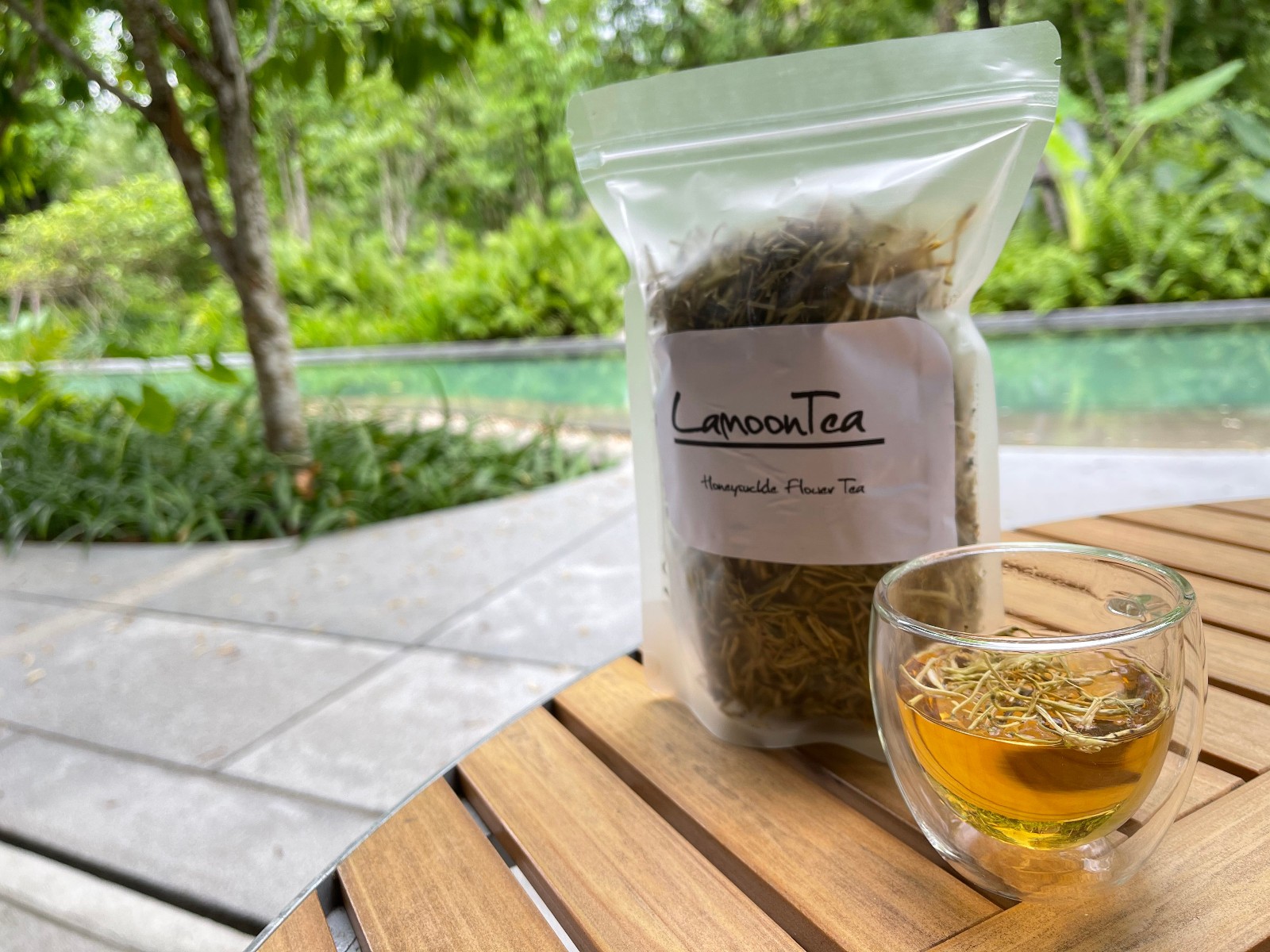 HoneySuckle Flower Dried Herb Herbal Powder Tea Stamen Pollen | LAMOON TEA
