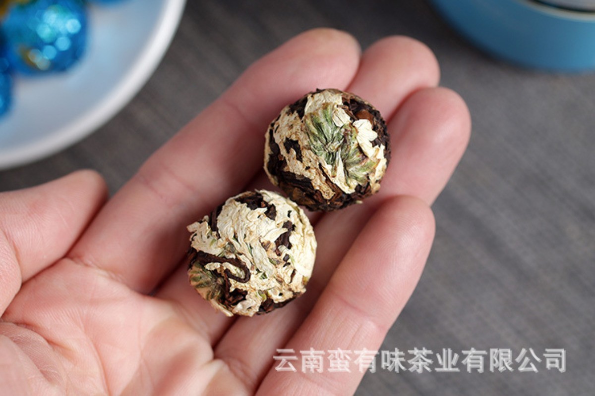 120g Yunnan Chrysanthemum Pu’er Tea Ripe Tea Rich Aroma Bulk Long Zhu Canned Tea