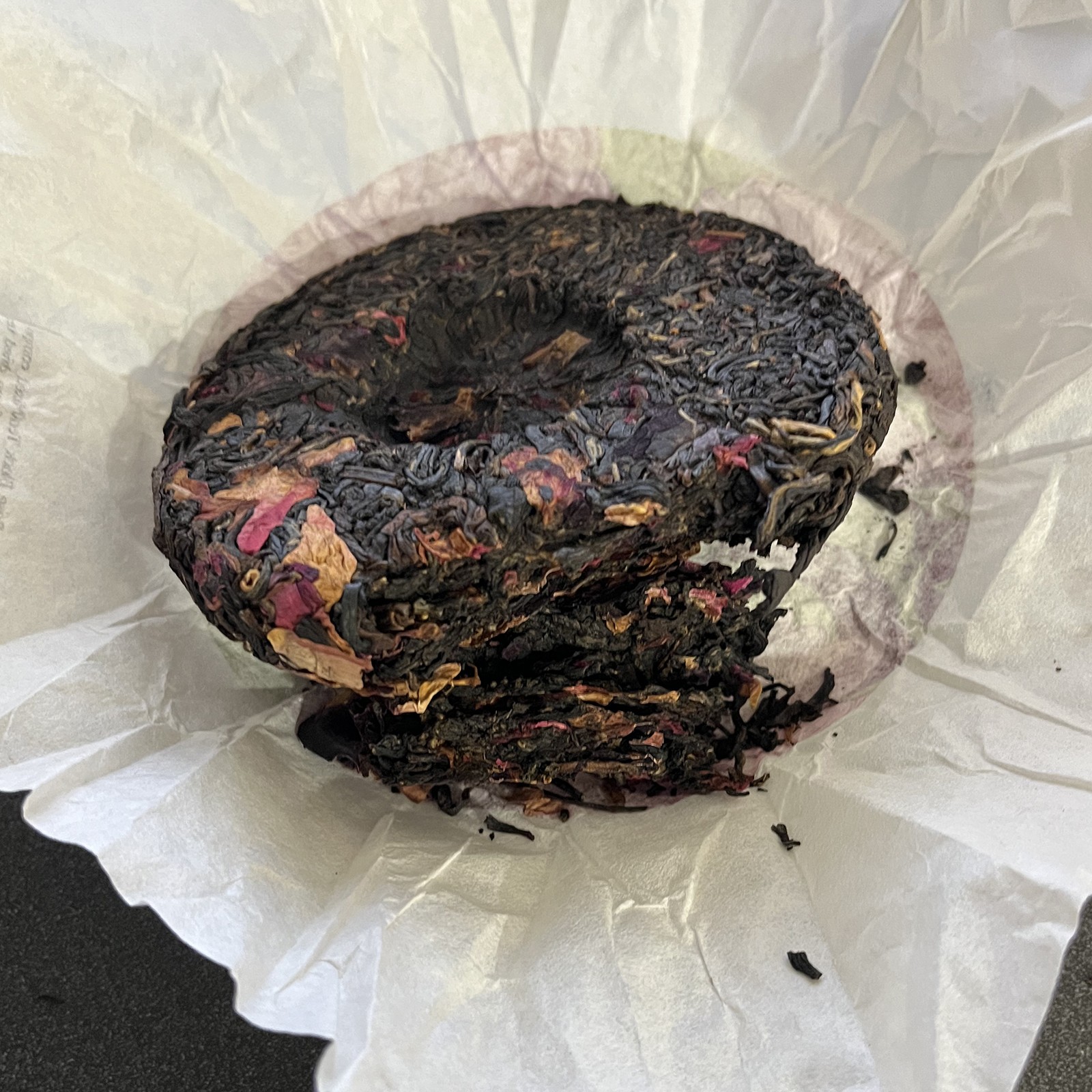 120g Yunnan Black Tea High Mountains Rose Flower Black Tea cake